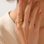 Viral Hug Ring - Anti Tarnish