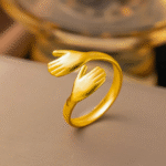Viral Hug Ring - Anti Tarnish