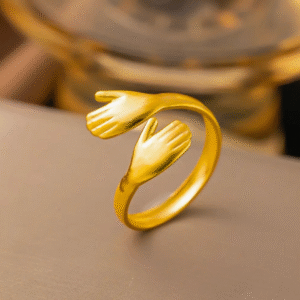 Viral Hug Ring - Anti Tarnish