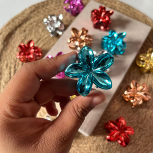 Metallic Glossy Flower Claws