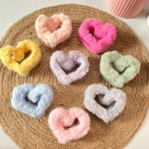 Fluffy Heart Claws