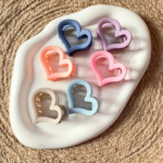 98 Matte Heart Hair Claws