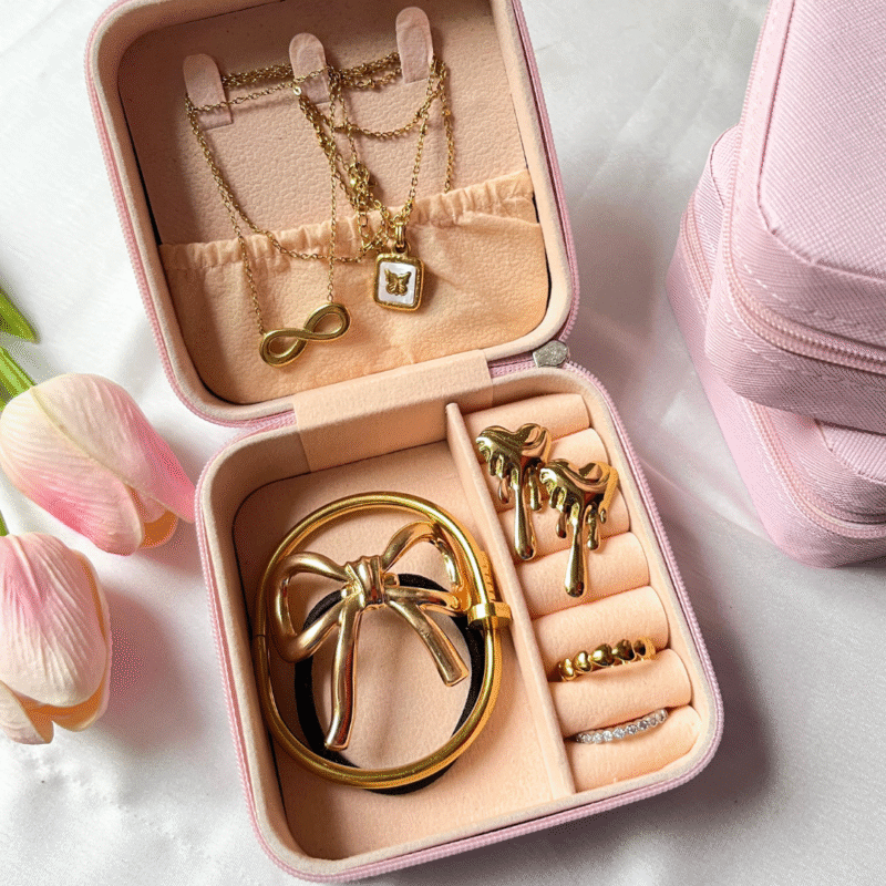Golden Glow Anti-Tarnish Jewelry Hamper