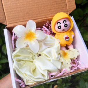 Face Changing Shinchan Gift Hamper