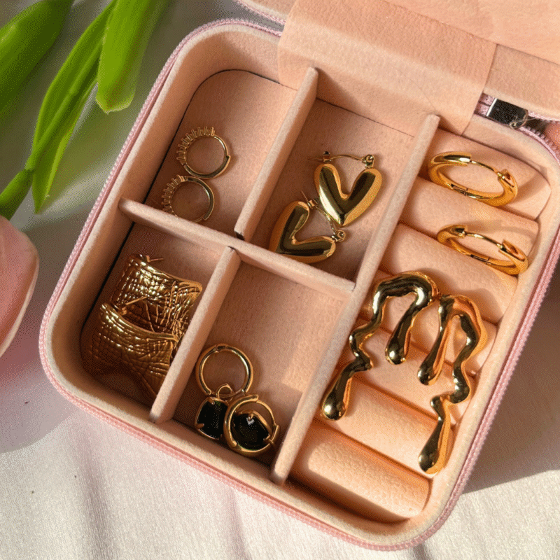 Anti-Tarnish Earrings Jewel Hamper + Free Organizer