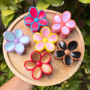 Bold Petal Flower Claws