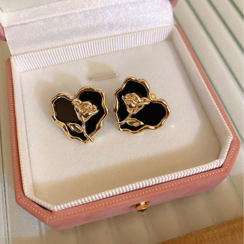 Midnight Rose Heart Earrings